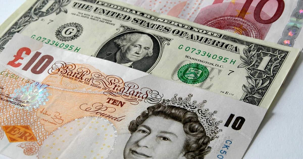 آیا ارزش پوند انگلیس نسبت به دلار آمریکا بیشتر است؟